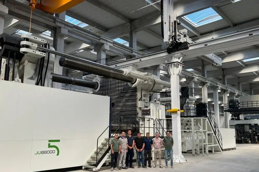 JU88000 Mise en service d'une presse à injecter Jupiter de 8800T